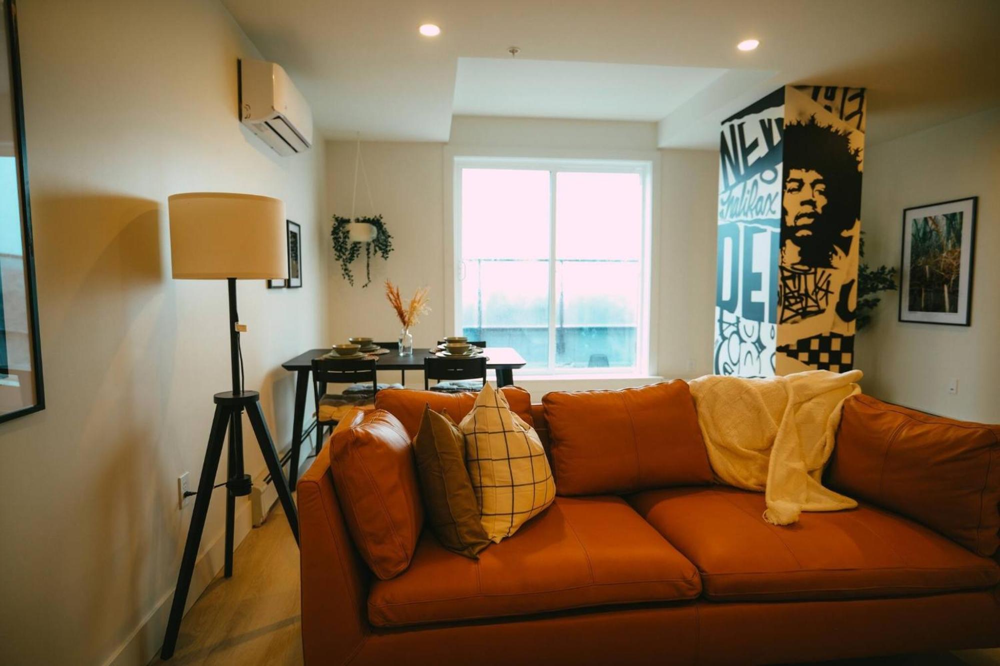 Chic Cozy Retreat - 2Br - Stunning North End Views Apartment ฮาลิแฟกซ์ ภายนอก รูปภาพ